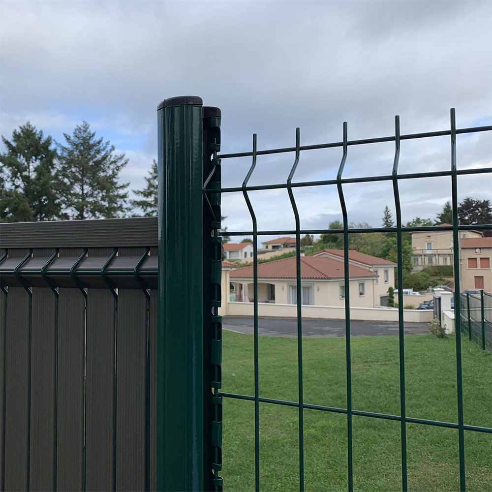 Curved Welded Fence - Image 3